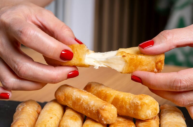 Crispy Air Fryer Mozzarella Sticks